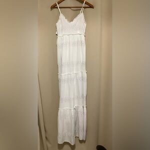 JESSICA SIMPSON Maxi Dress Long White Flower Eyelet Tiered Boho Women’s sz S NWT